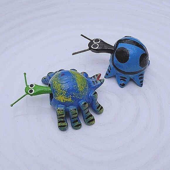 Lot of 2 | Vtg Mini Mexican insect bobble head Alebrijes animals - Picture 3 of 5